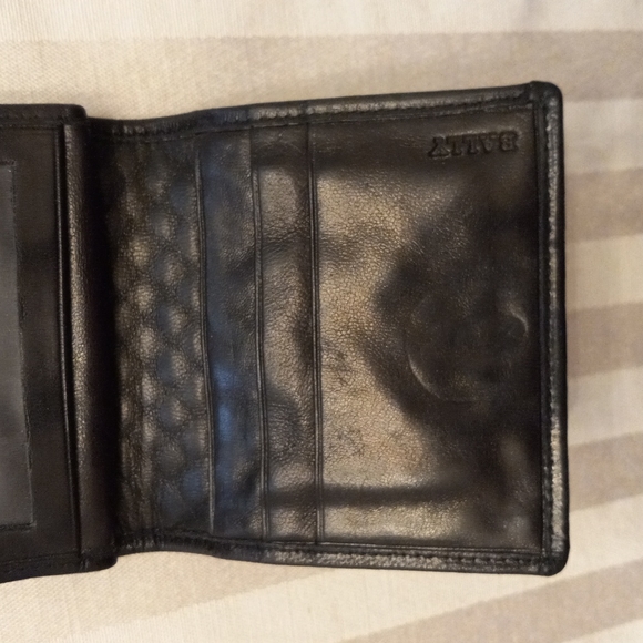 Bally Women's Leather Wallet - Picture 6 of 10